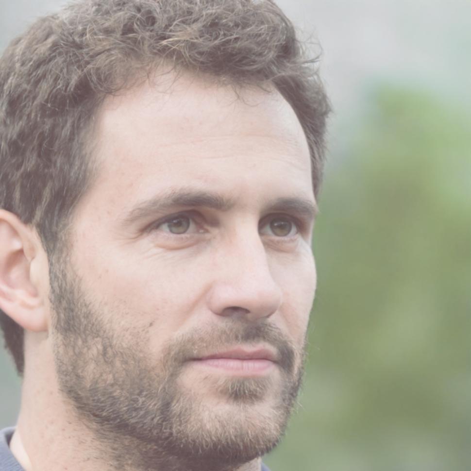 Dozent für Finanzanalyse